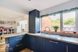 Photo 16- click for photo gallery